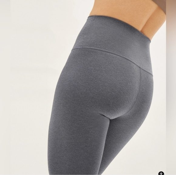 Everlane Perform Gray High Rise Ankle Leggings Sustainable Active Leggings - Picture 3 of 12